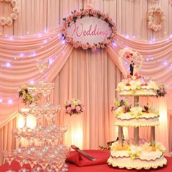 婚礼庆典现场——香槟台、蛋糕台